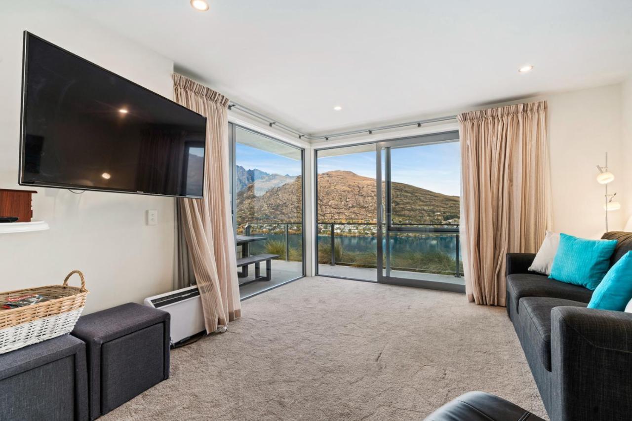 Lakeview Retreat - Queenstown Holiday Home Kültér fotó